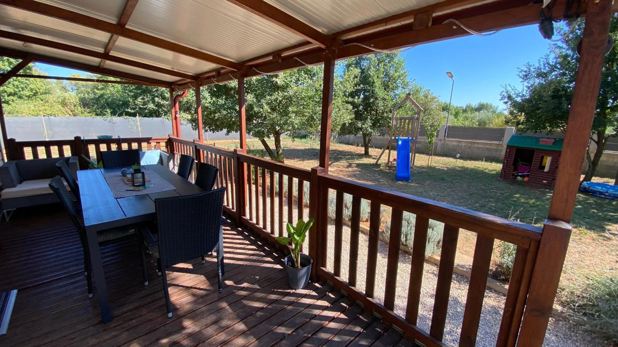 Mobile Oliveto Holiday home *
